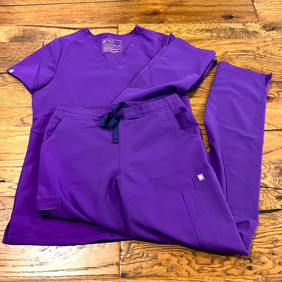 Figs Other Figs Womens Scrubs Set In Electric Grape Size Xs Poshmark